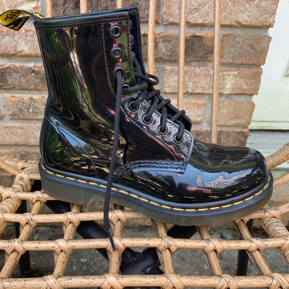 Super cute glossy Dr. Martens 1460